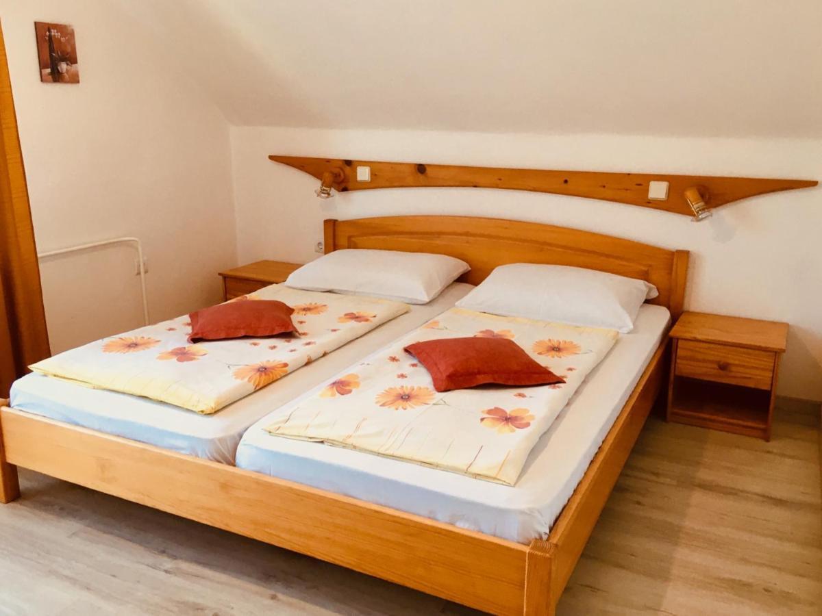 Nomenj Apartment Milena מראה חיצוני תמונה